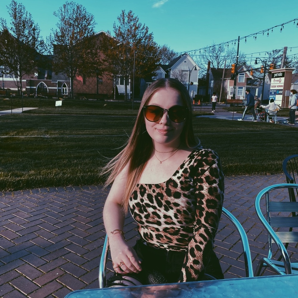 Meet your Posher, Sonya